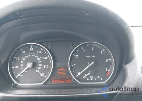 2011 BMW 128I z USA, uszkodzony, nr VIN WBAUP7C58BVP21229